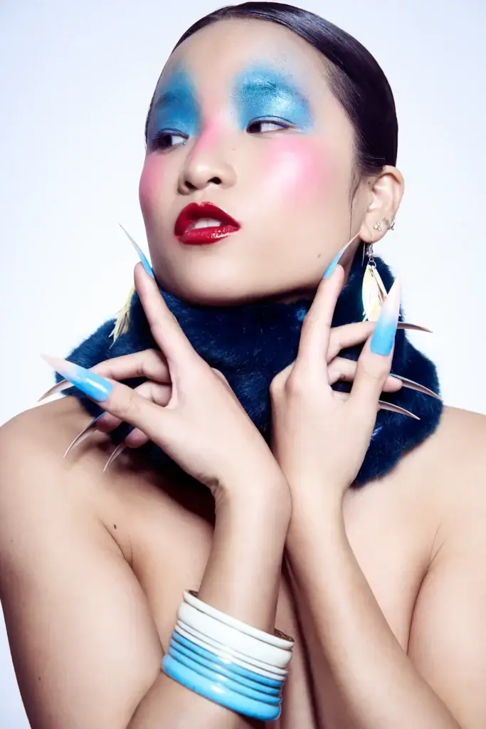 Sesión de fotos con dirección de arte y estilismo profesional, realizada por el estudio de fotografía VR Creative Studio en Mallorca.